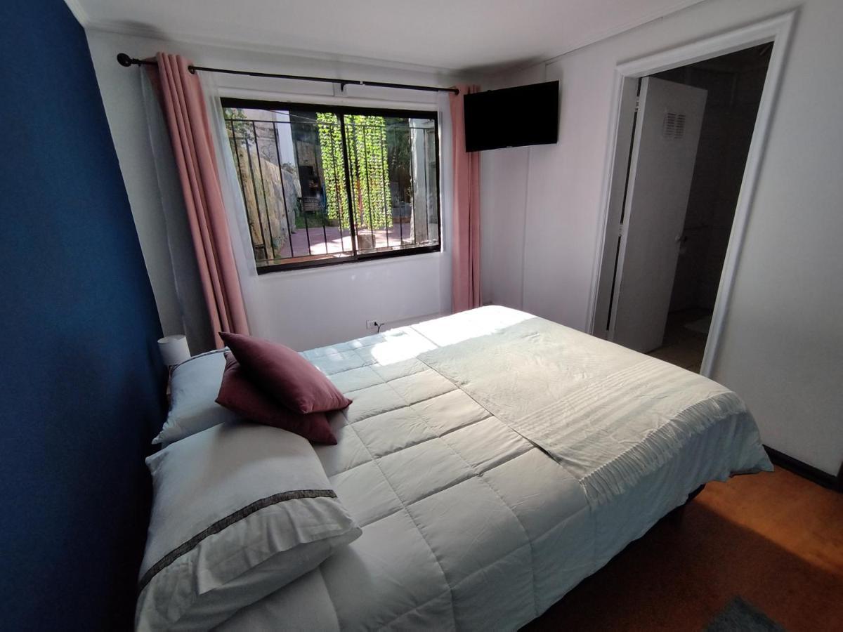 Hostal Casa Lhotse فينيا ديل مار المظهر الخارجي الصورة