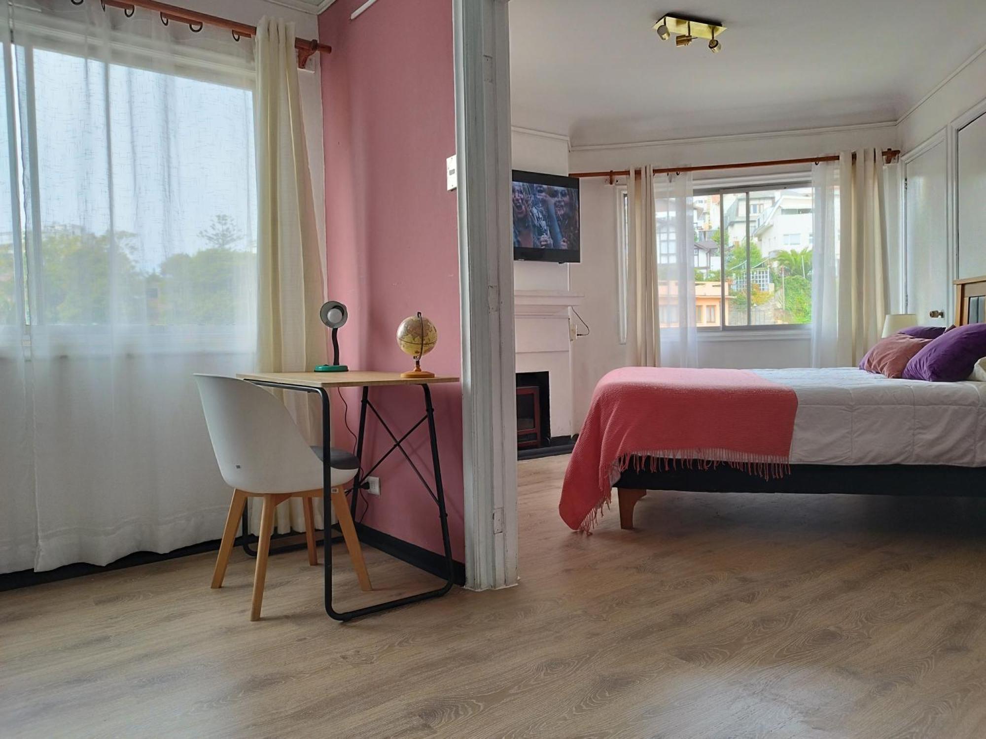 Hostal Casa Lhotse فينيا ديل مار المظهر الخارجي الصورة