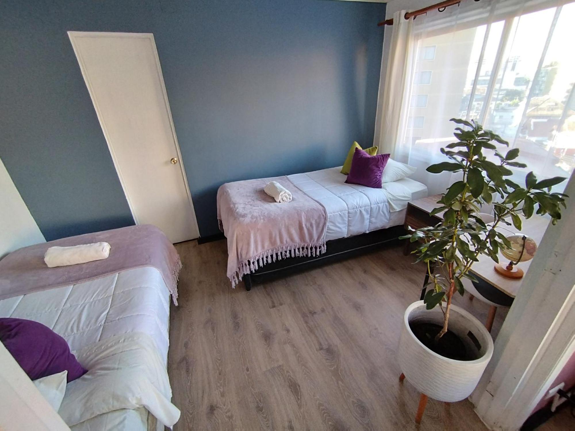 Hostal Casa Lhotse فينيا ديل مار المظهر الخارجي الصورة